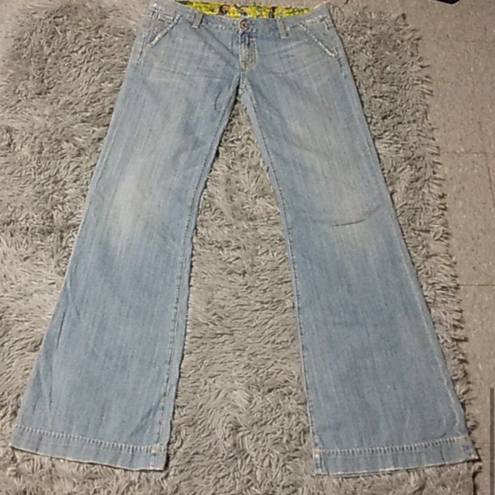 Miss Me Bellbottom Flare Jeans size 25